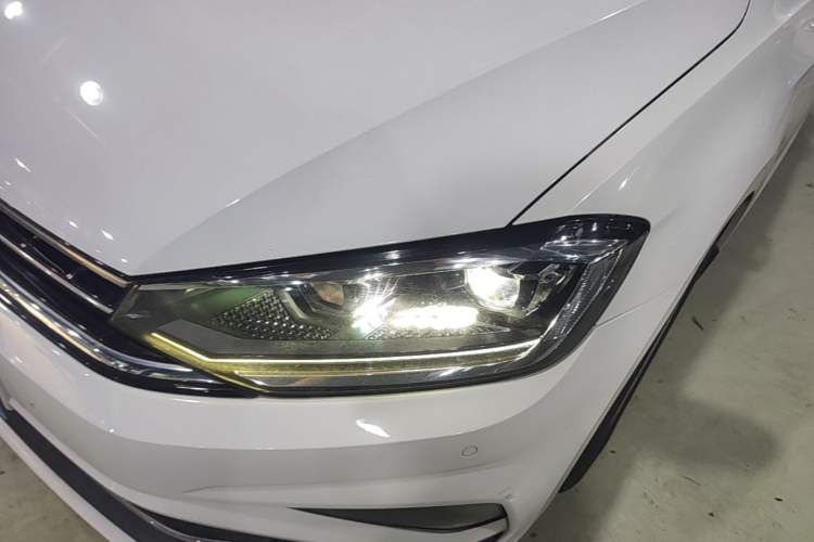 Used Volkswagen Golf Sportsvan 2019 280TSI Automatic Trendy Model China VI Standard Left Front Headlight