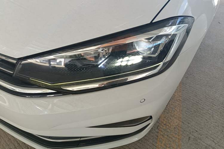 Used Volkswagen Golf Sportsvan 2019 280TSI Automatic Trendy Edition China V Standard Left Front Headlight