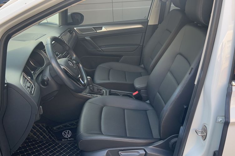Used Volkswagen Golf Sportsvan 2019 280TSI Automatic Trendy Model China VI Standard Left Front Seat