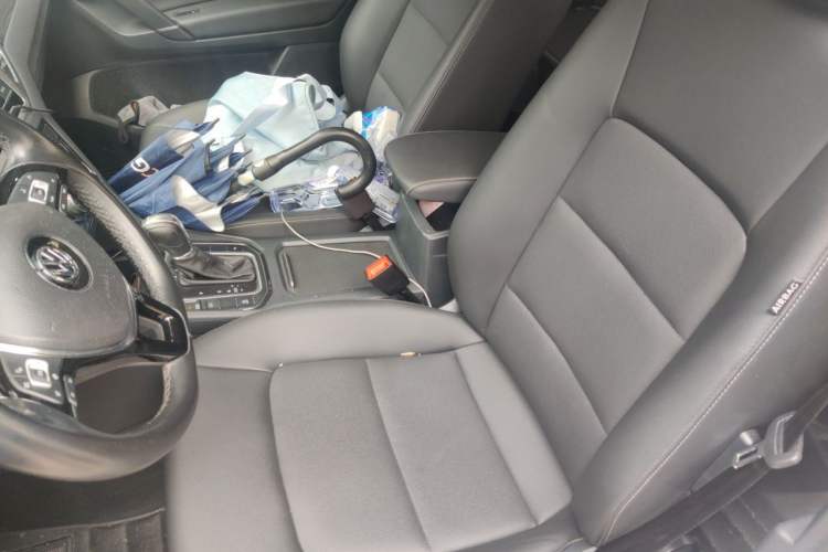 Used Volkswagen Golf Sportsvan 2019 280TSI Automatic Trendy Model China VI Standard Left Front Seat