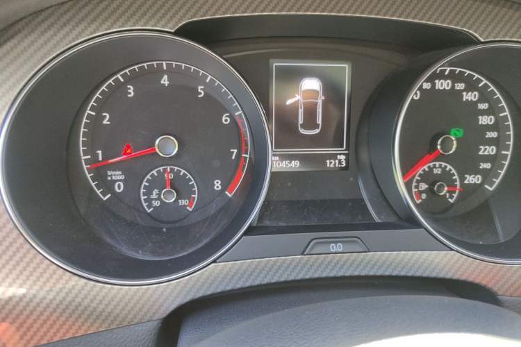 Used Volkswagen Golf Sportsvan 2019 280TSI Automatic Trendy Model China VI Standard Odometer Close Up