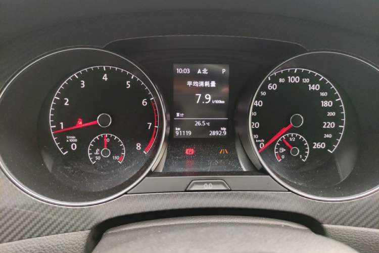Used Volkswagen Golf Sportsvan 2019 280TSI Automatic Voyageur Model China VI Standard Odometer Close Up