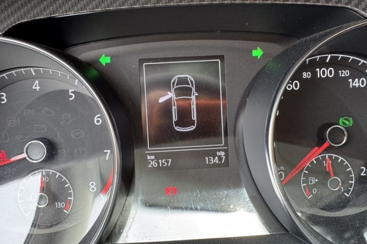 Used Volkswagen Golf Sportsvan 2019 280TSI Automatic Guardian Edition China V Standard Odometer Close Up