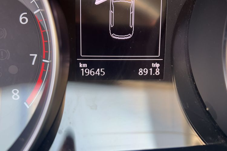 Used Volkswagen Golf Sportsvan 2019 280TSI Automatic Trendy Model China VI Standard Odometer Close Up