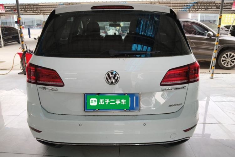 Used Volkswagen Golf Sportsvan 2019 200TSI Automatic C-HR Pure Version China VI Standard Rear