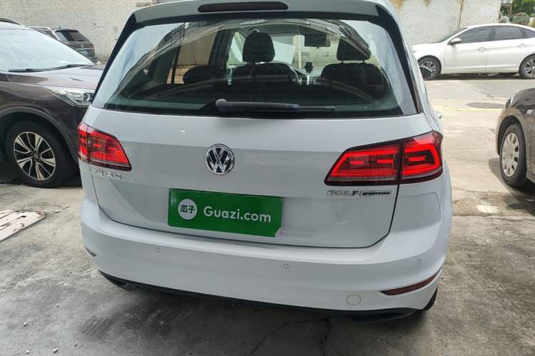 Used Volkswagen Golf Sportsvan 2019 1.6L Automatic Pure Model China V Standard Rear