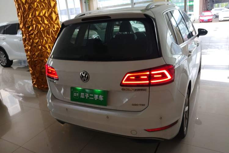 Used Volkswagen Golf Sportsvan 2019 280TSI Automatic Trendy Model China VI Standard Rear
