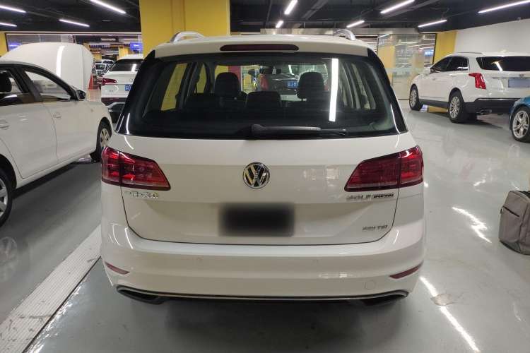 Used Volkswagen Golf Sportsvan 2019 280TSI Automatic Trendy Model China VI Standard Rear