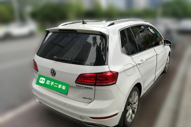Used Volkswagen Golf Sportsvan 2019 280TSI Automatic Voyageur Model China VI Standard Rear Right 45 Deg
