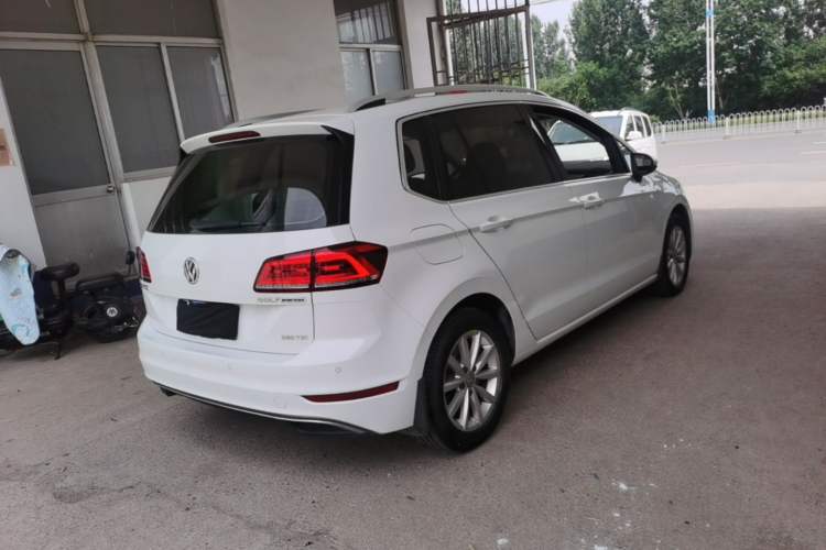Used Volkswagen Golf Sportsvan 2019 280TSI Automatic Trendy Model China VI Standard Rear Right 45 Deg