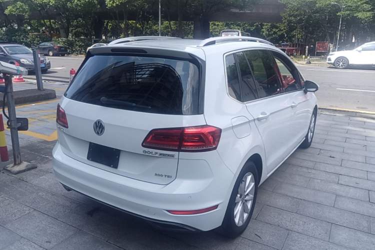 Used Volkswagen Golf Sportsvan 2019 280TSI Automatic Trendy Model China VI Standard Rear Right 45 Deg