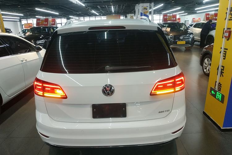 Used Volkswagen Golf Sportsvan 2019 280TSI Automatic Trendy Model China VI Standard Rear