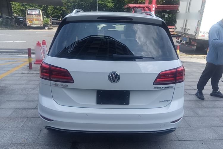 Used Volkswagen Golf Sportsvan 2019 280TSI Automatic Trendy Model China VI Standard Rear