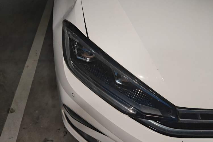 Used Volkswagen Golf Sportsvan 2019 280TSI Automatic Trendy Model China VI Standard Right Front Headlight