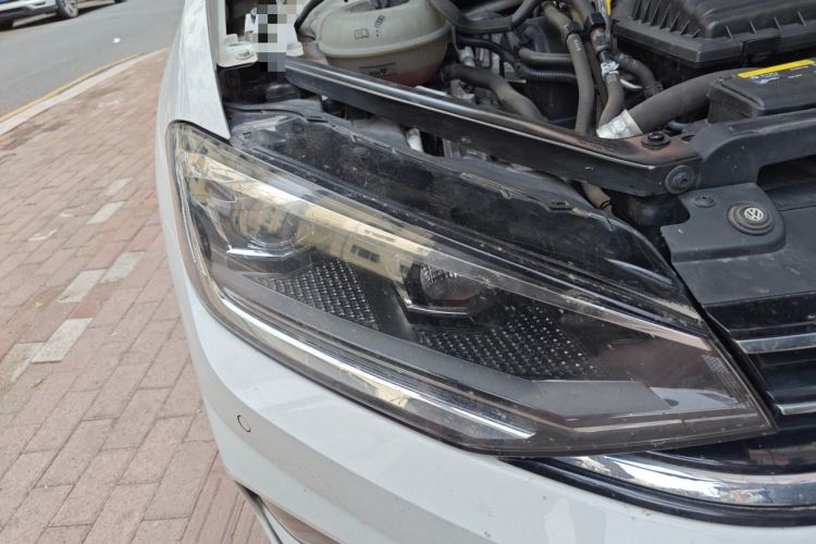 Used Volkswagen Golf Sportsvan 2019 280TSI Automatic Trendy Edition China V Standard Right Front Headlight