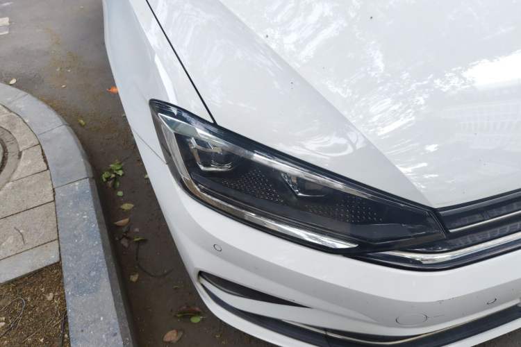 Used Volkswagen Golf Sportsvan 2019 280TSI Automatic Trendy Edition China V Standard Right Front Headlight