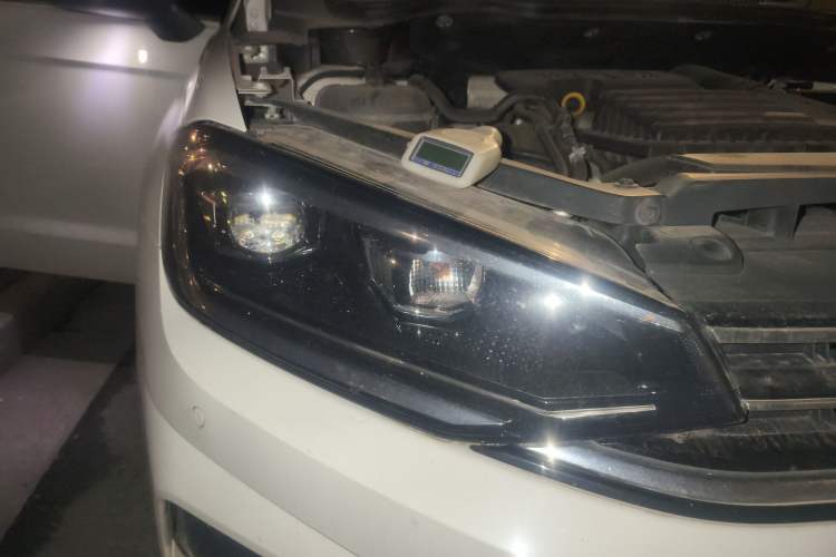 Used Volkswagen Golf Sportsvan 2019 280TSI Automatic Trendy Edition China V Standard Right Front Headlight