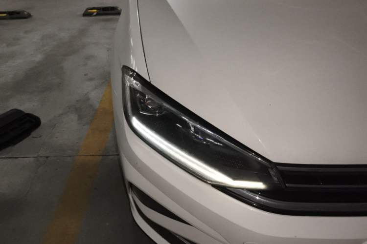 Used Volkswagen Golf Sportsvan 2019 280TSI Automatic Trendy Model China VI Standard Right Front Headlight
