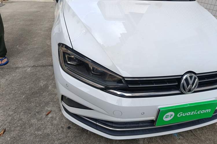 Used Volkswagen Golf Sportsvan 2019 280TSI Automatic Trendy Model China VI Standard Right Front Headlight