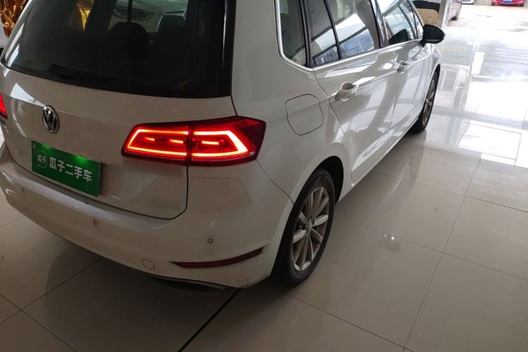 Used Volkswagen Golf Sportsvan 2019 280TSI Automatic Trendy Model China VI Standard Right Rear Taillight