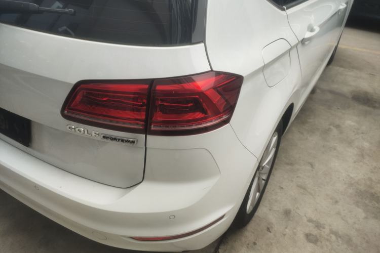 Used Volkswagen Golf Sportsvan 2019 280TSI Automatic Trendy Model China VI Standard Right Rear Taillight