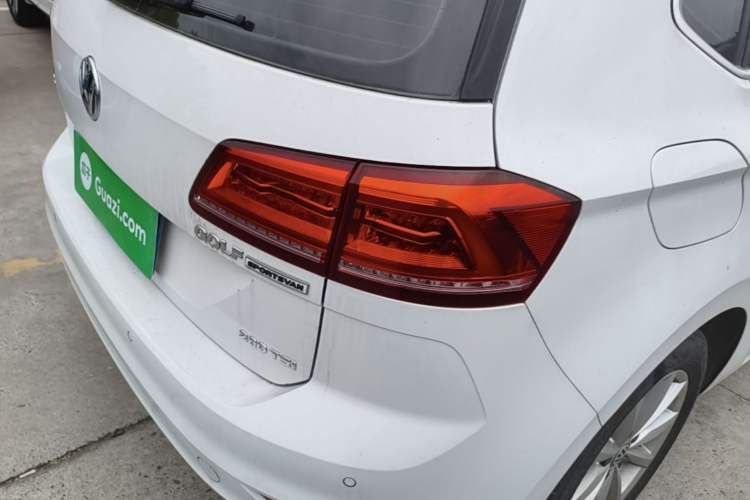 Used Volkswagen Golf Sportsvan 2019 280TSI Automatic Trendy Edition China V Standard Right Rear Taillight