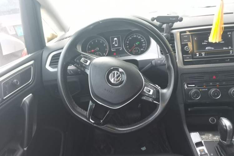 Used Volkswagen Golf Sportsvan 2019 280TSI Automatic Trendy Edition China V Standard Steering Wheel
