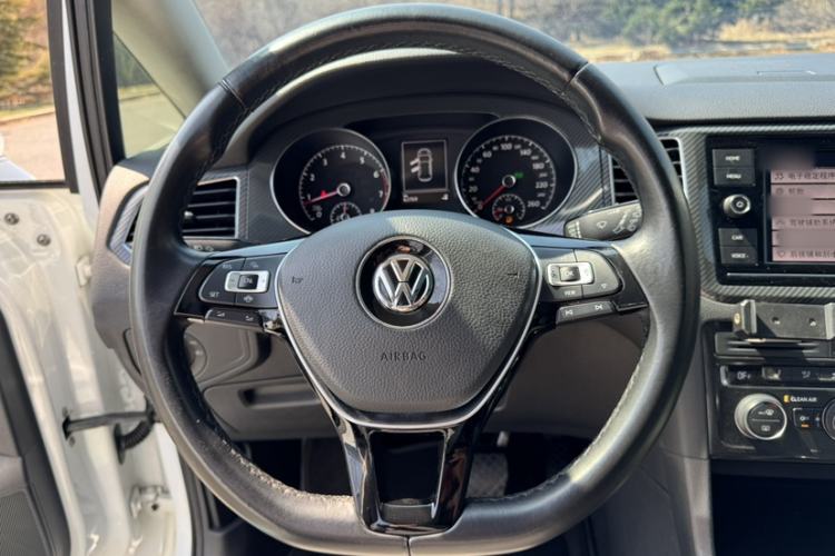 Used Volkswagen Golf Sportsvan 2019 280TSI Automatic Guardian Edition China V Standard Steering Wheel