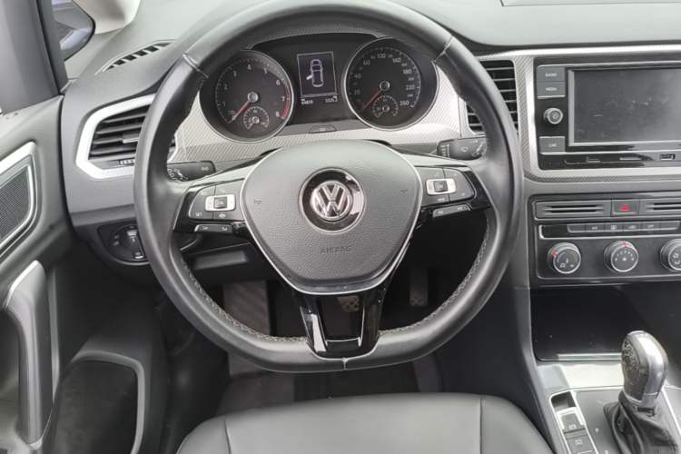 Used Volkswagen Golf Sportsvan 2019 280TSI Automatic Trendy Edition China V Standard Steering Wheel