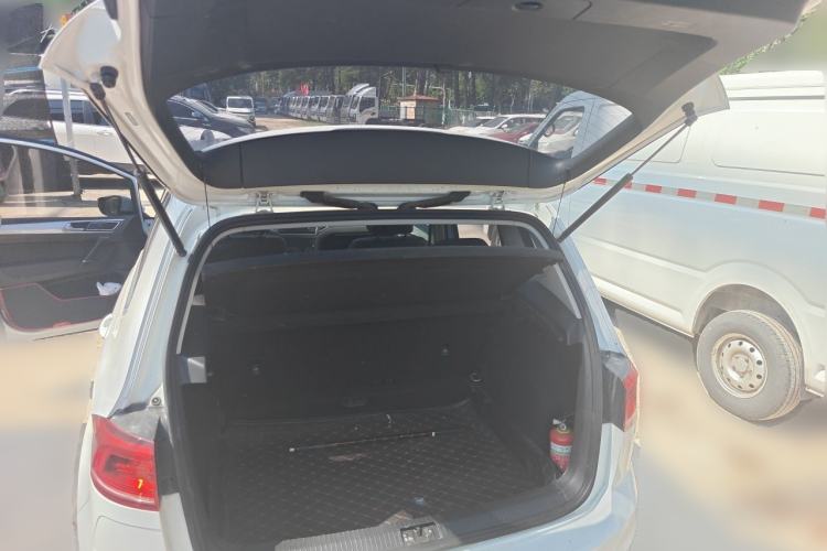 Used Volkswagen Golf Sportsvan 2019 280TSI Automatic Trendy Edition China V Standard Trunk