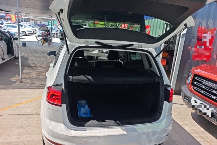 Used Volkswagen Golf Sportsvan 2019 280TSI Automatic Trendy Model China VI Standard Trunk