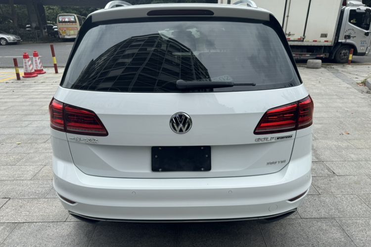 Used Volkswagen Golf Sportsvan 2019 280TSI Automatic Trendy Model China VI Standard Trunk