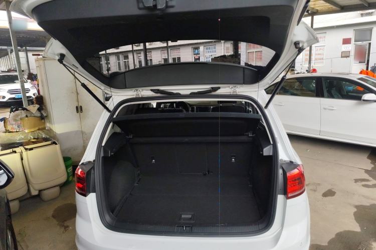Used Volkswagen Golf Sportsvan 2019 280TSI Automatic Trendy Model China VI Standard Trunk
