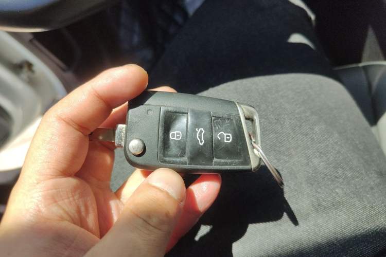 Used Volkswagen Golf Sportsvan 2019 280TSI Automatic Trendy Model China VI Standard Vehicle Key