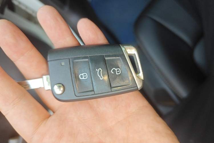 Used Volkswagen Golf Sportsvan 2019 280TSI Automatic Guardian Edition China V Standard Vehicle Key