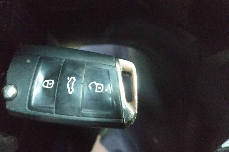 Used Volkswagen Golf Sportsvan 2019 280TSI Automatic Trendy Model China VI Standard Vehicle Key