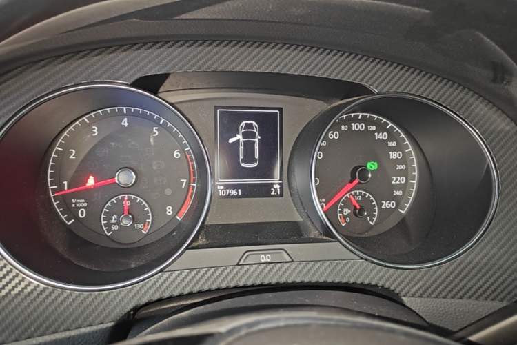 Used Volkswagen Golf Sportsvan 2019 280TSI Automatic Sentinel Model China VI Standard Instrument Cluster
