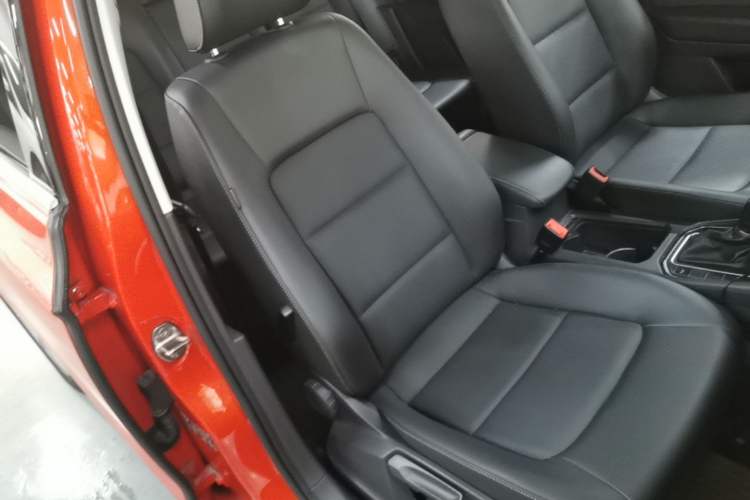 Used Volkswagen Golf Sportsvan 2019 280TSI Automatic Trendy Model China VI Standard Right Front Seat