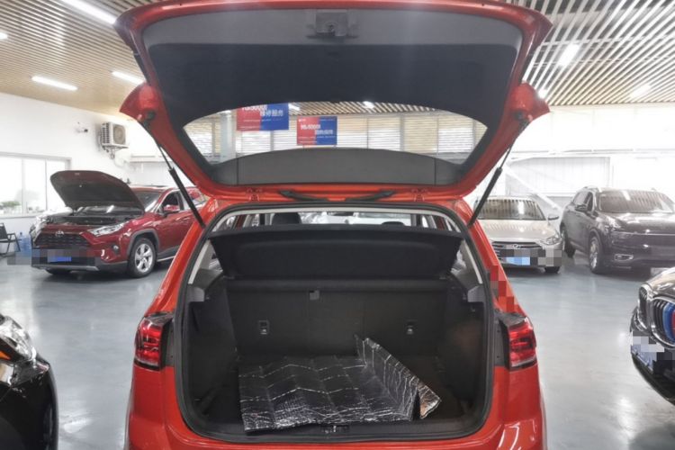 Used Volkswagen Golf Sportsvan 2019 280TSI Automatic Trendy Model China VI Standard Trunk