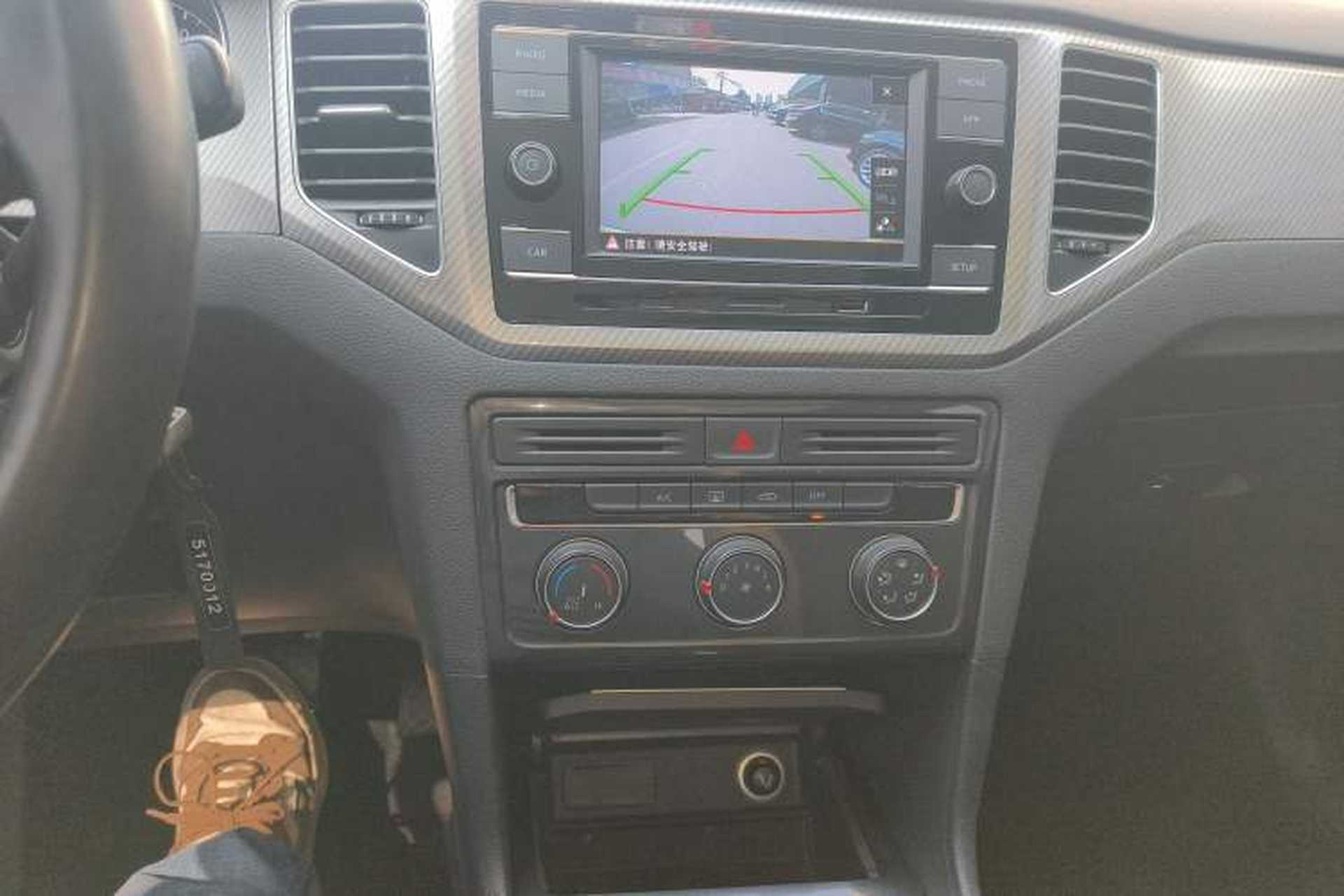 Used Volkswagen Golf Sportsvan 2020 280TSI Automatic Curious Model Audio And AC Panel