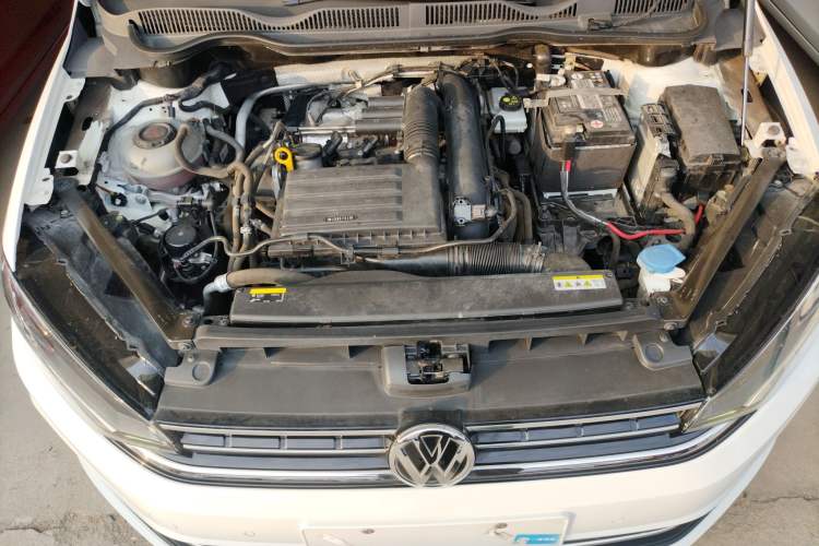 Used Volkswagen Golf Sportsvan 2020 280TSI Automatic Curious Model Engine Bay