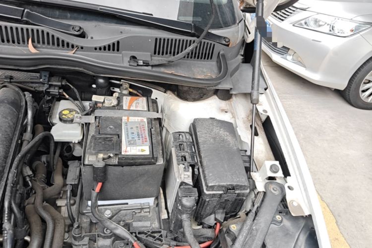 Used Volkswagen Golf Sportsvan 2020 280TSI Automatic Curious Model Engine Bay Left