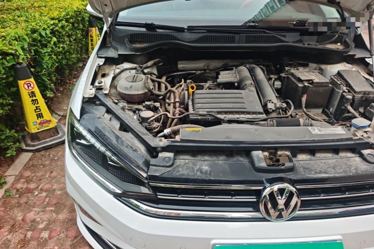 Used Volkswagen Golf Sportsvan 2020 280TSI Automatic Curious Model Engine Bay Right