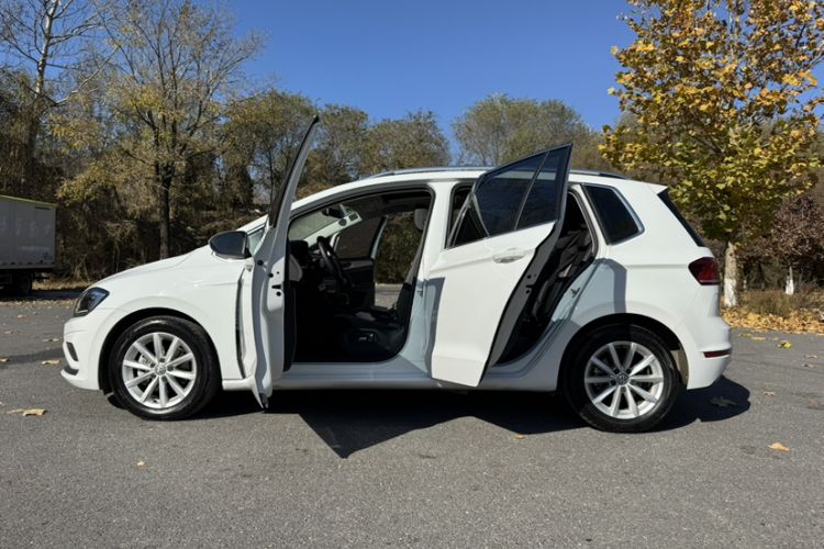 Used Volkswagen Golf Sportsvan 2020 280TSI Automatic Curious Model Exterior 3