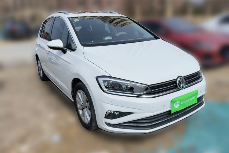 Used Volkswagen Golf Sportsvan 2020 280TSI Automatic Curious Model Front Right 45 Deg