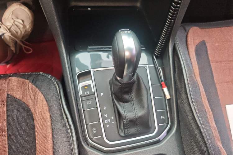 Used Volkswagen Golf Sportsvan 2020 280TSI Automatic Curious Model Gear Lever