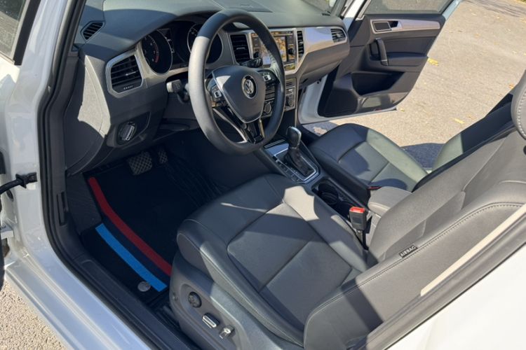 Used Volkswagen Golf Sportsvan 2020 280TSI Automatic Curious Model Interior 5