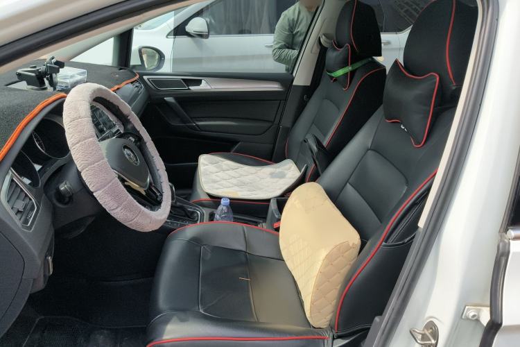 Used Volkswagen Golf Sportsvan 2020 280TSI Automatic Curious Model Left Front Seat