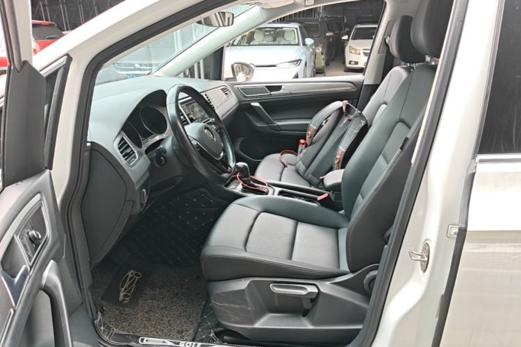 Used Volkswagen Golf Sportsvan 2020 280TSI Automatic Curious Model Left Front Seat