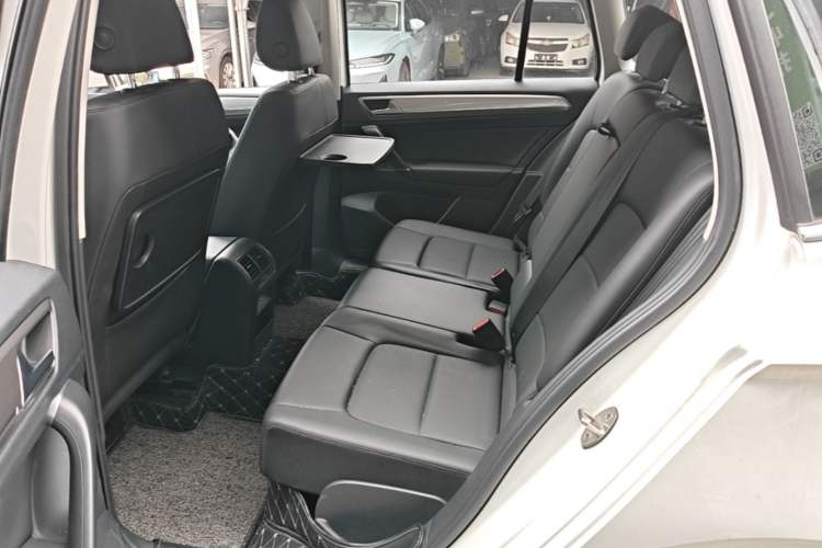 Used Volkswagen Golf Sportsvan 2020 280TSI Automatic Curious Model Left Rear Seat